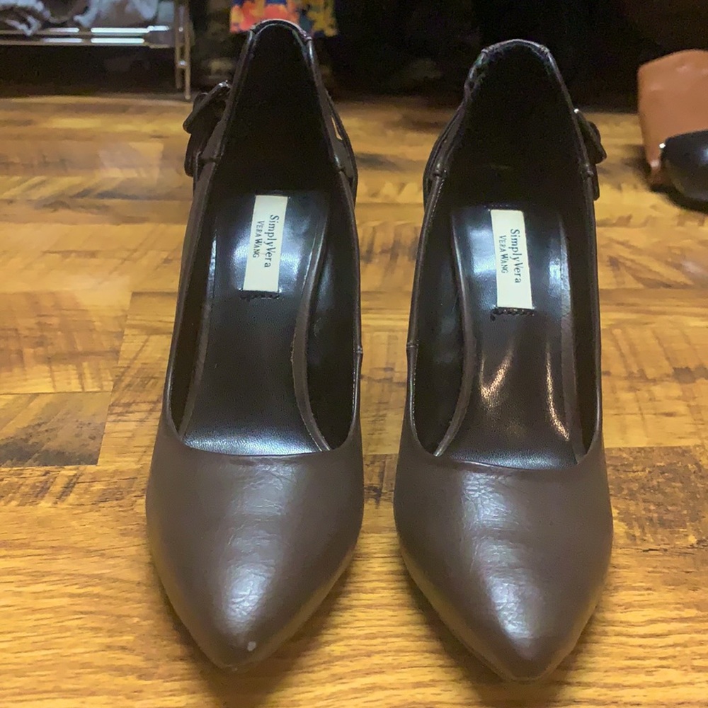 Simply Vera heels